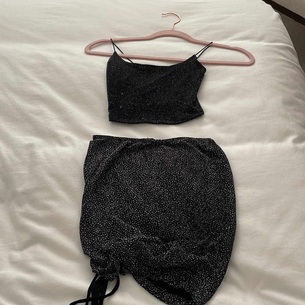 Windsor two piece set